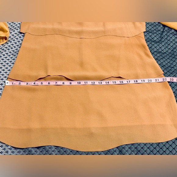 Tiered Peach Tunic Sz L - Picture 7 of 12